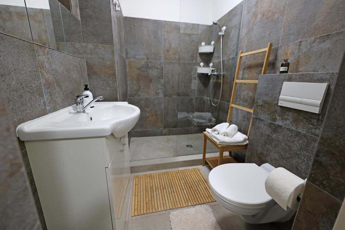 Fara No71 Apart 3 Libice nad Cidlinou Exteriör bild